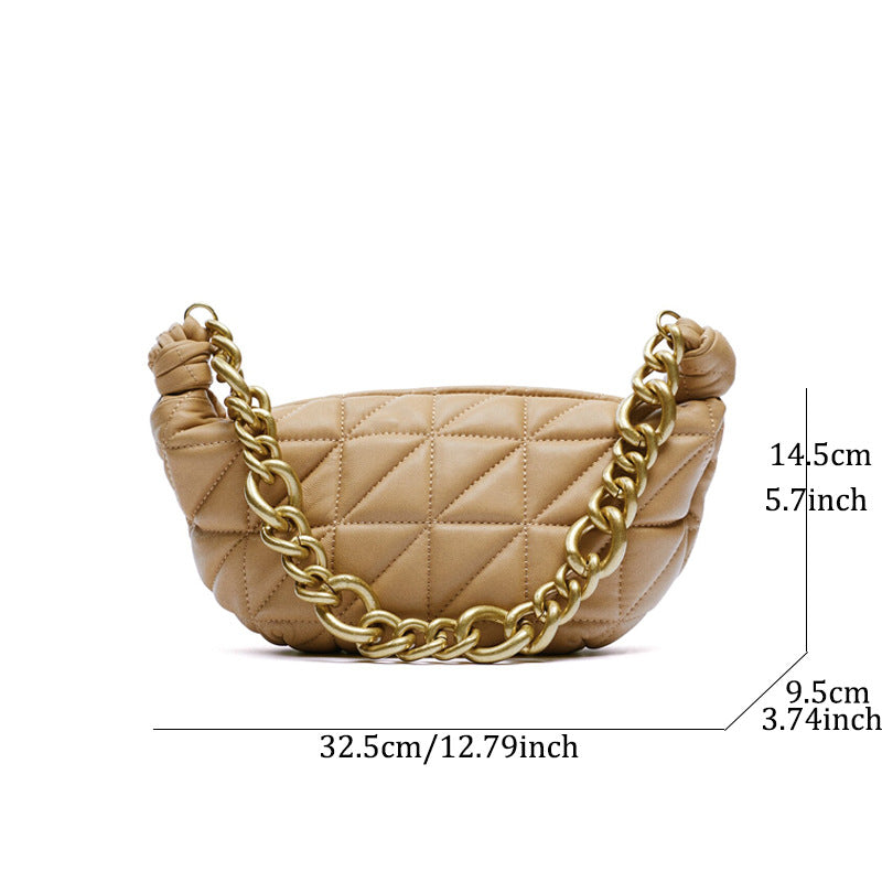 チェビト ニュー 5　15包 ZARA NEW WOMAN HALF-MOON SHAPE METALLIC HARD CLUTCH BAG